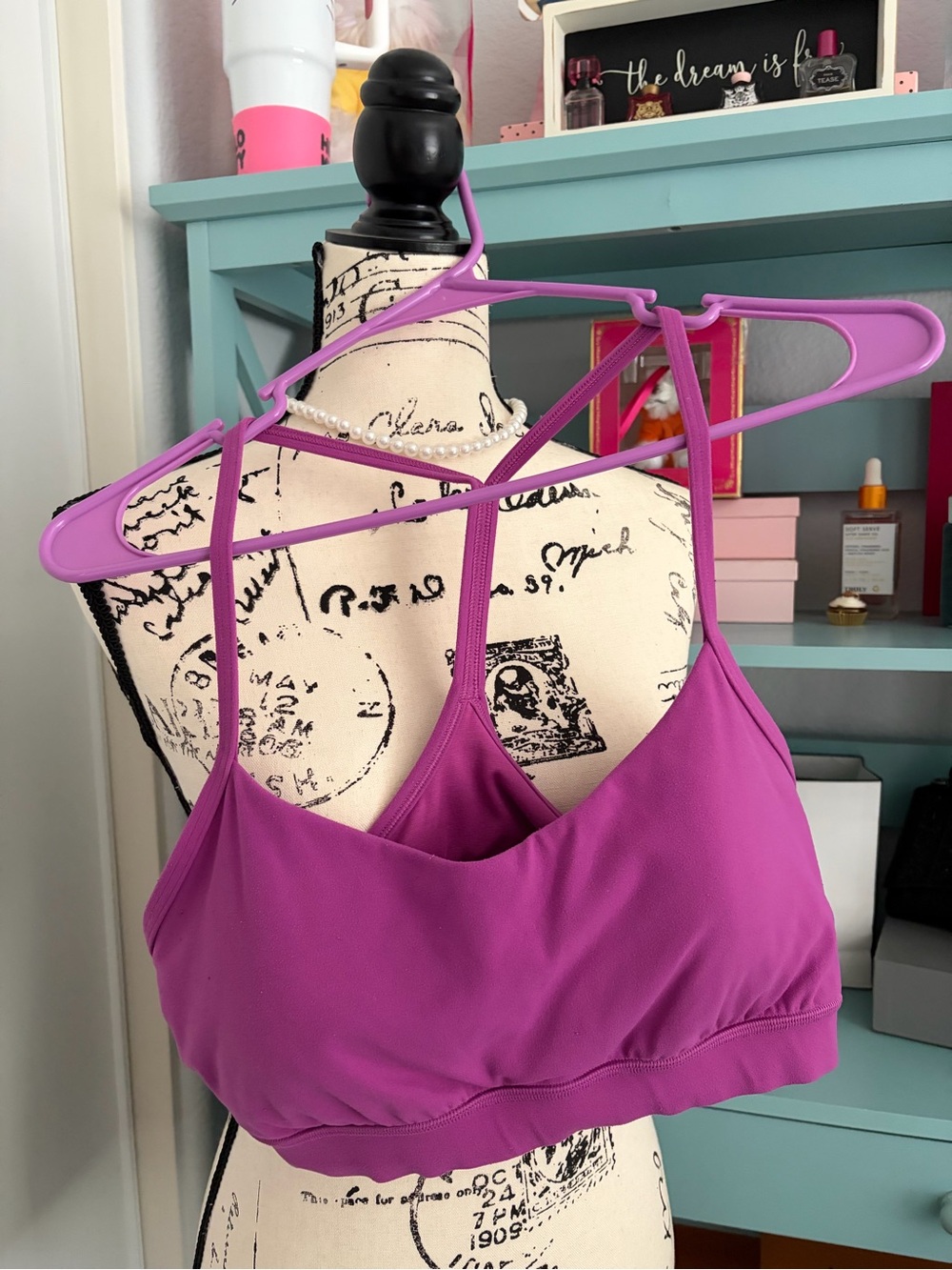 Lululemon Athletica Women's Purple Lila Strappy sports bra/Rolettesize 12